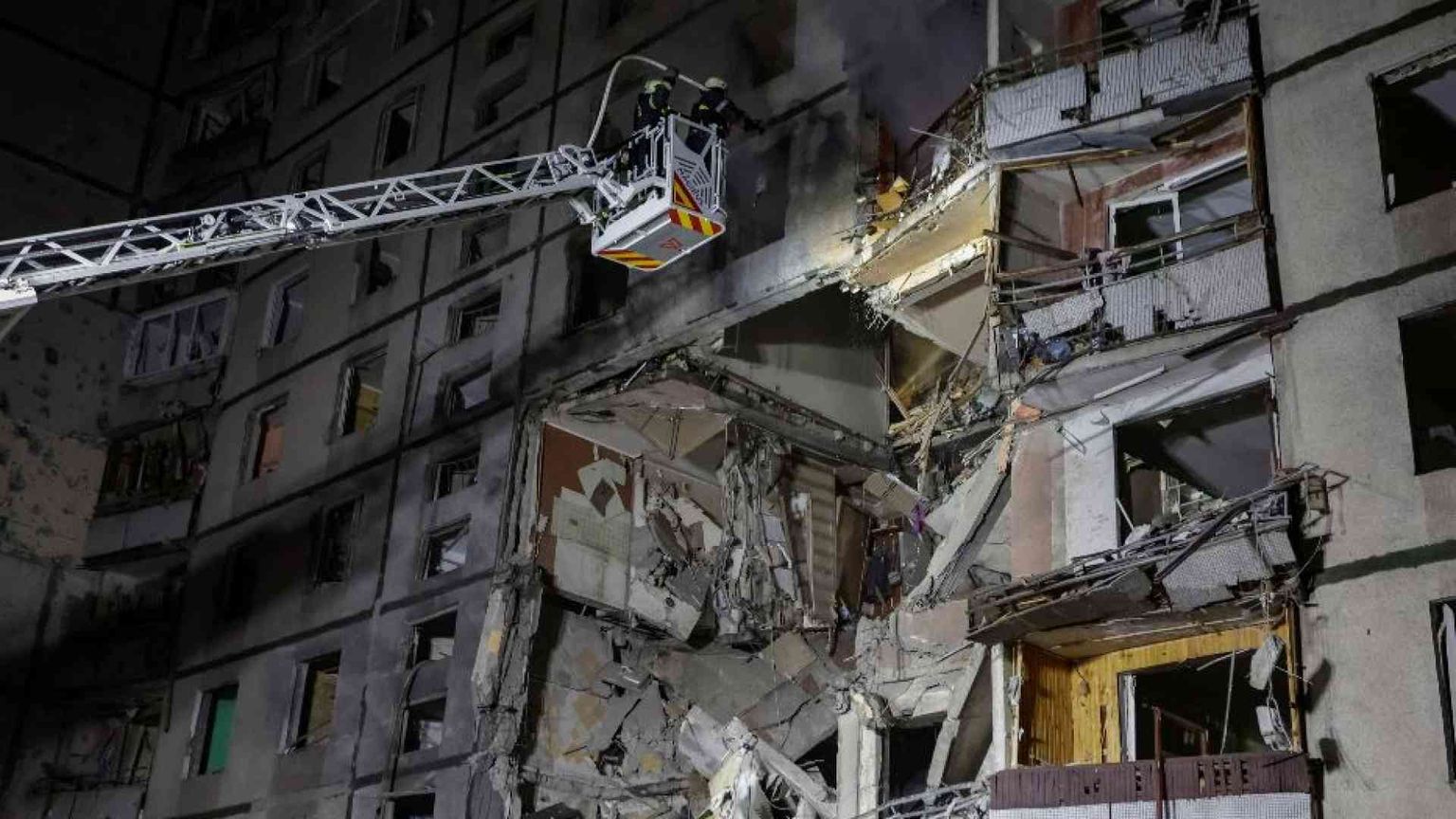 Strage degli innocenti a Kharkiv: quei bambini morti nel condominio bombardato