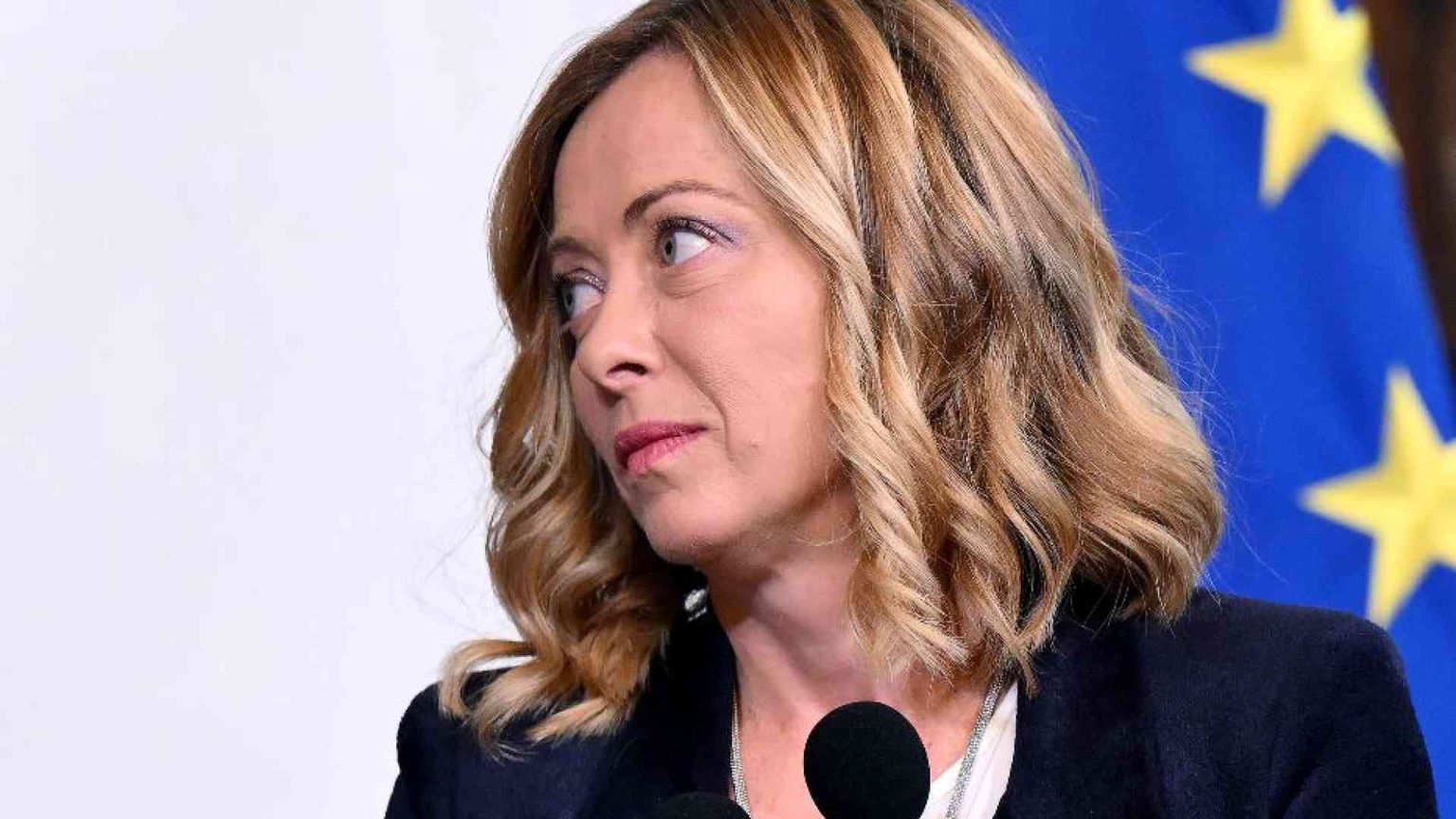 Meloni chiama Trump e punta tutto sulla carta Musk