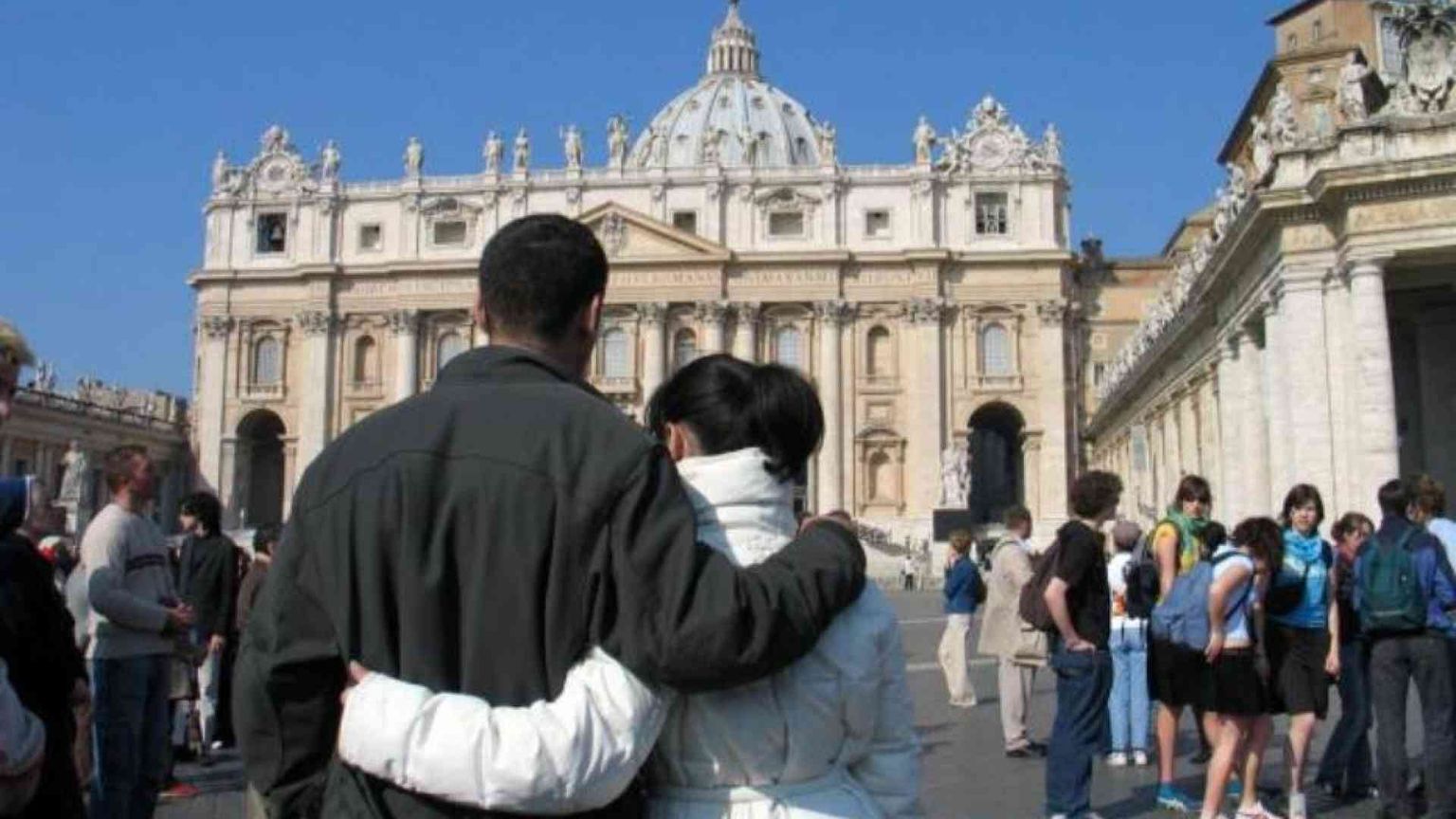 L’Italia si sente ancora cattolica ma vorrebbe una Chiesa al passo coi tempi