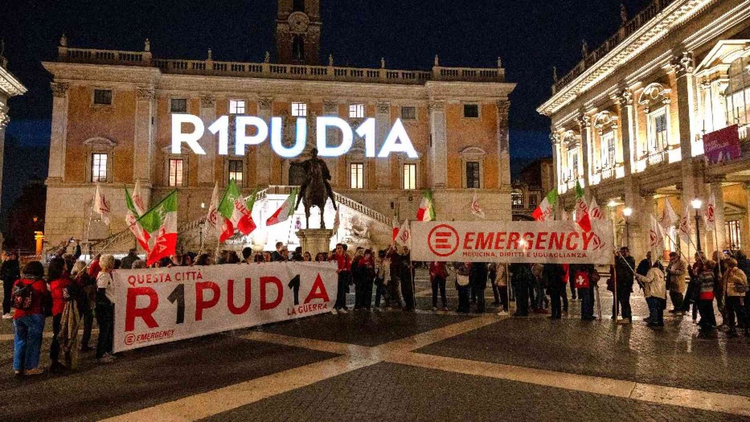 «Italia, ripudia la guerra». Parte dal Campidoglio la campagna per l'articolo 11