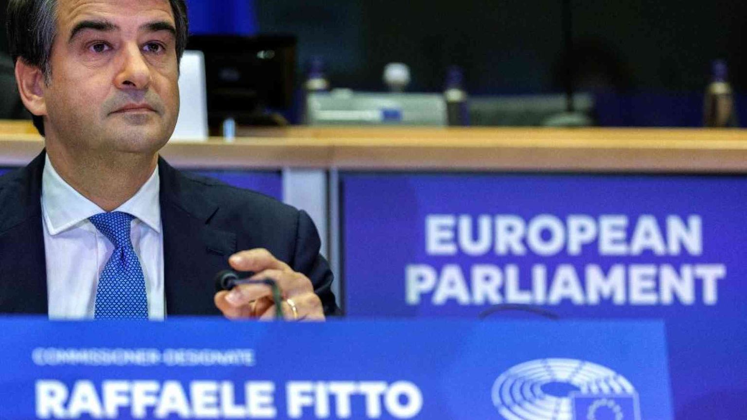 Il discorso ai commissari: «Non sono fascista, io per l'Europa»