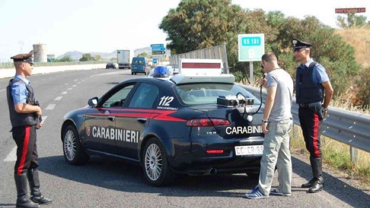 Scende dal pullman e viene investita da un'auto, morta studentessa