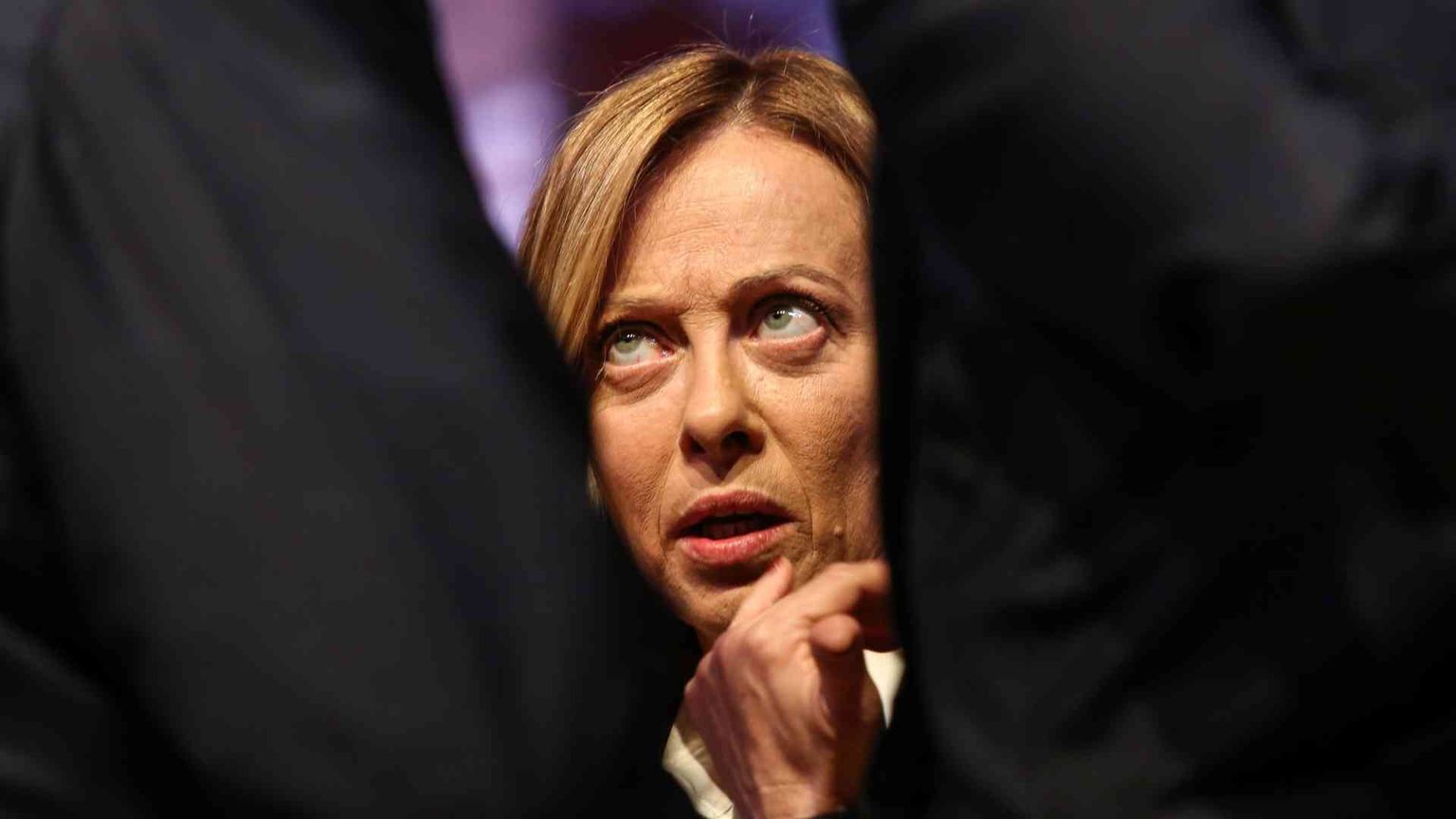 Vani furori ideologici e il paradosso del referendum