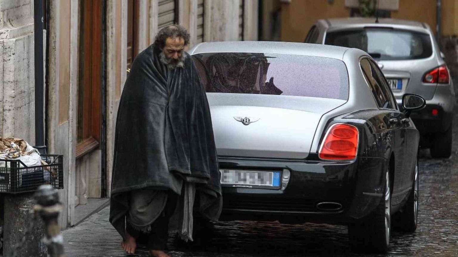 Una vita “senza”: casa, lavoro, affetti. Nardev, ucciso per noia