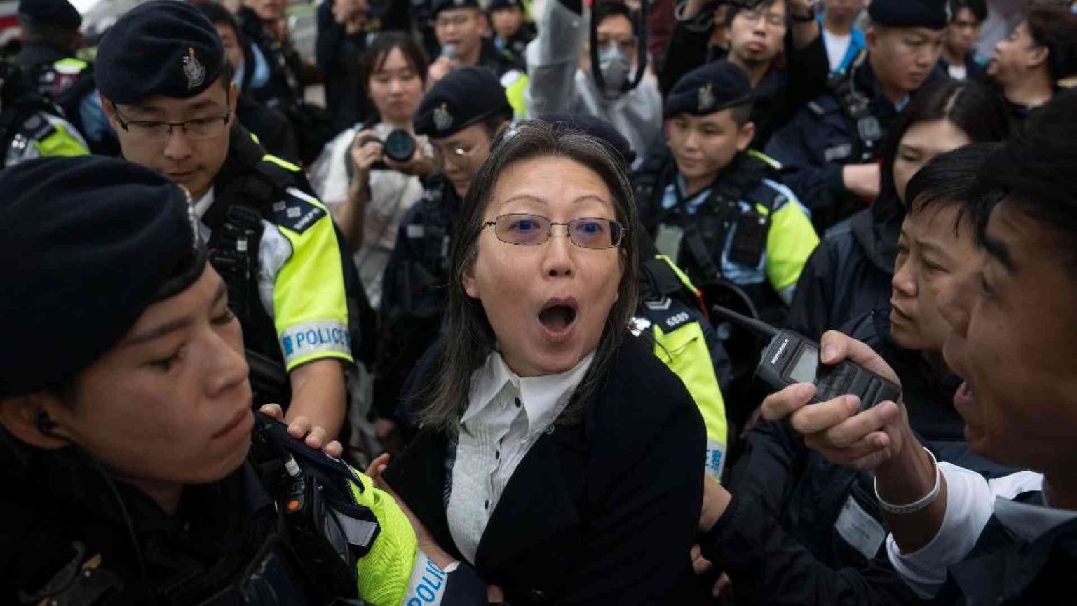 Hong Kong, condannati al carcere 45 attivisti per la democrazia