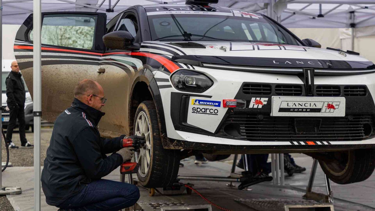 Il rally nel cuore: Lancia ritorna per non disperdere un patrimonio