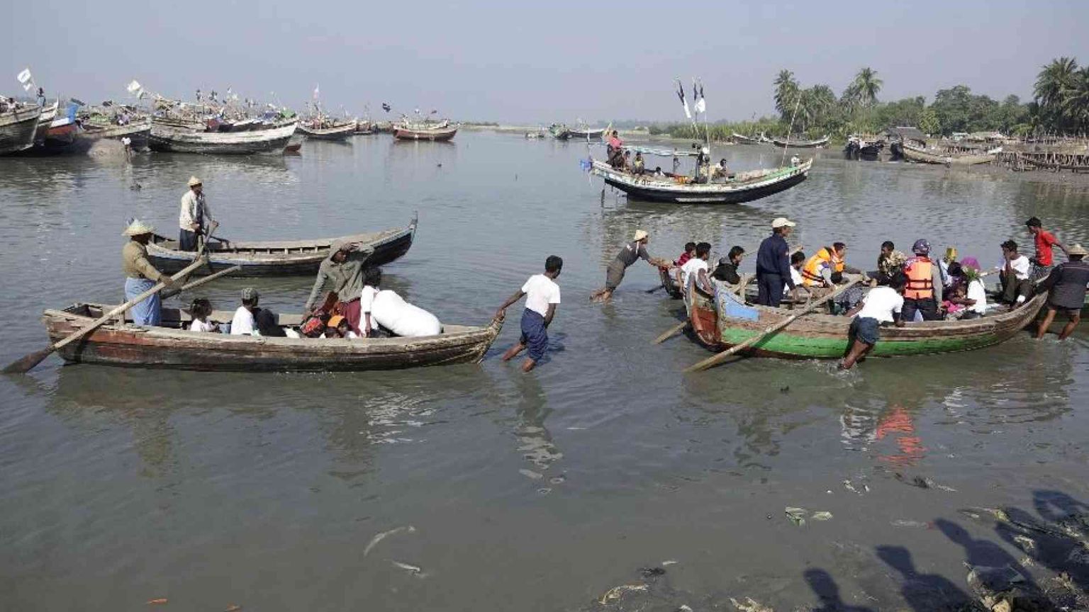 Un'altra tragedia nella fuga dei Rohingya: 171 annegati