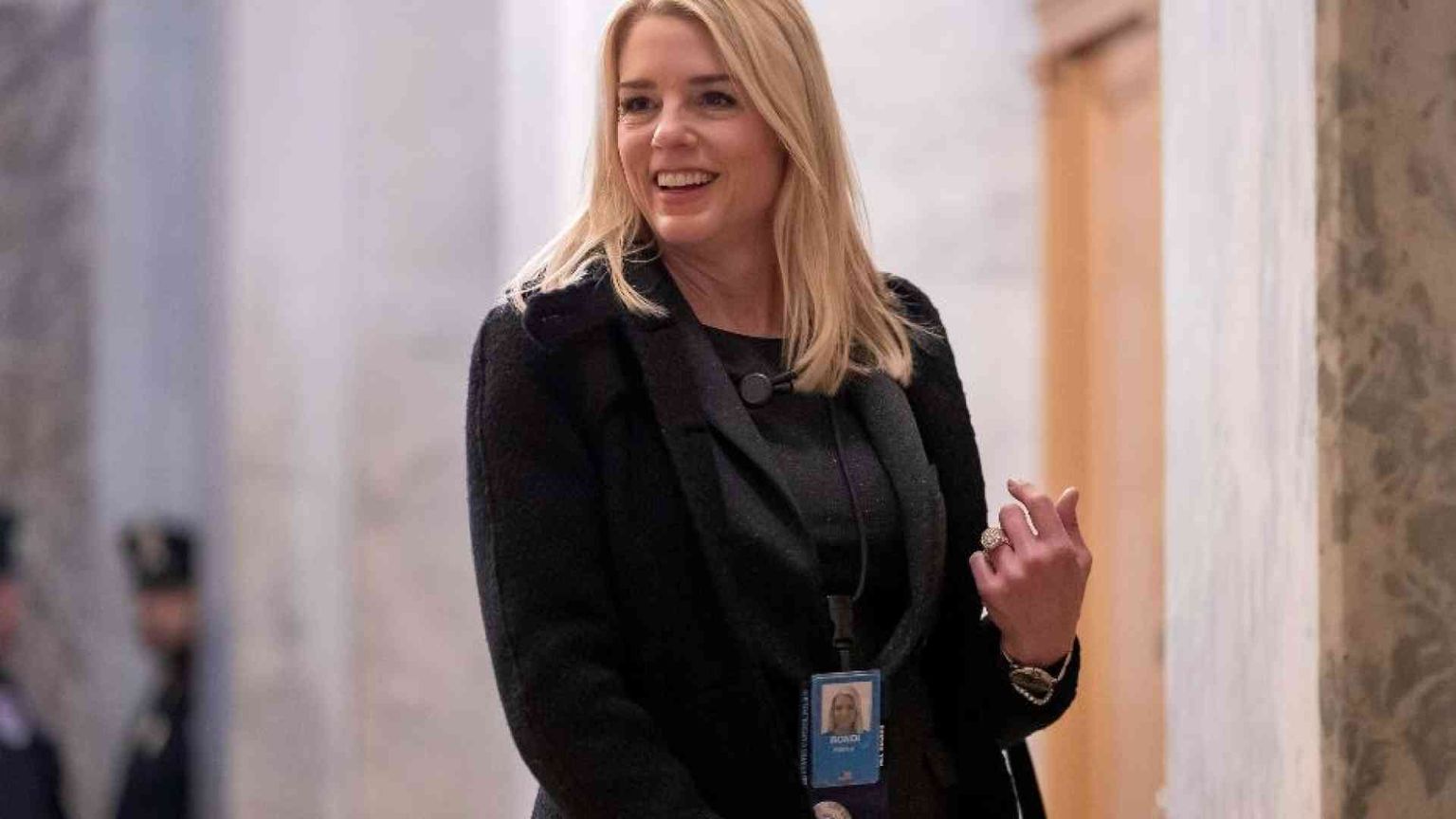 Trump ha scelto: sarà Pam Bondi la nuova ministra della Giustizia