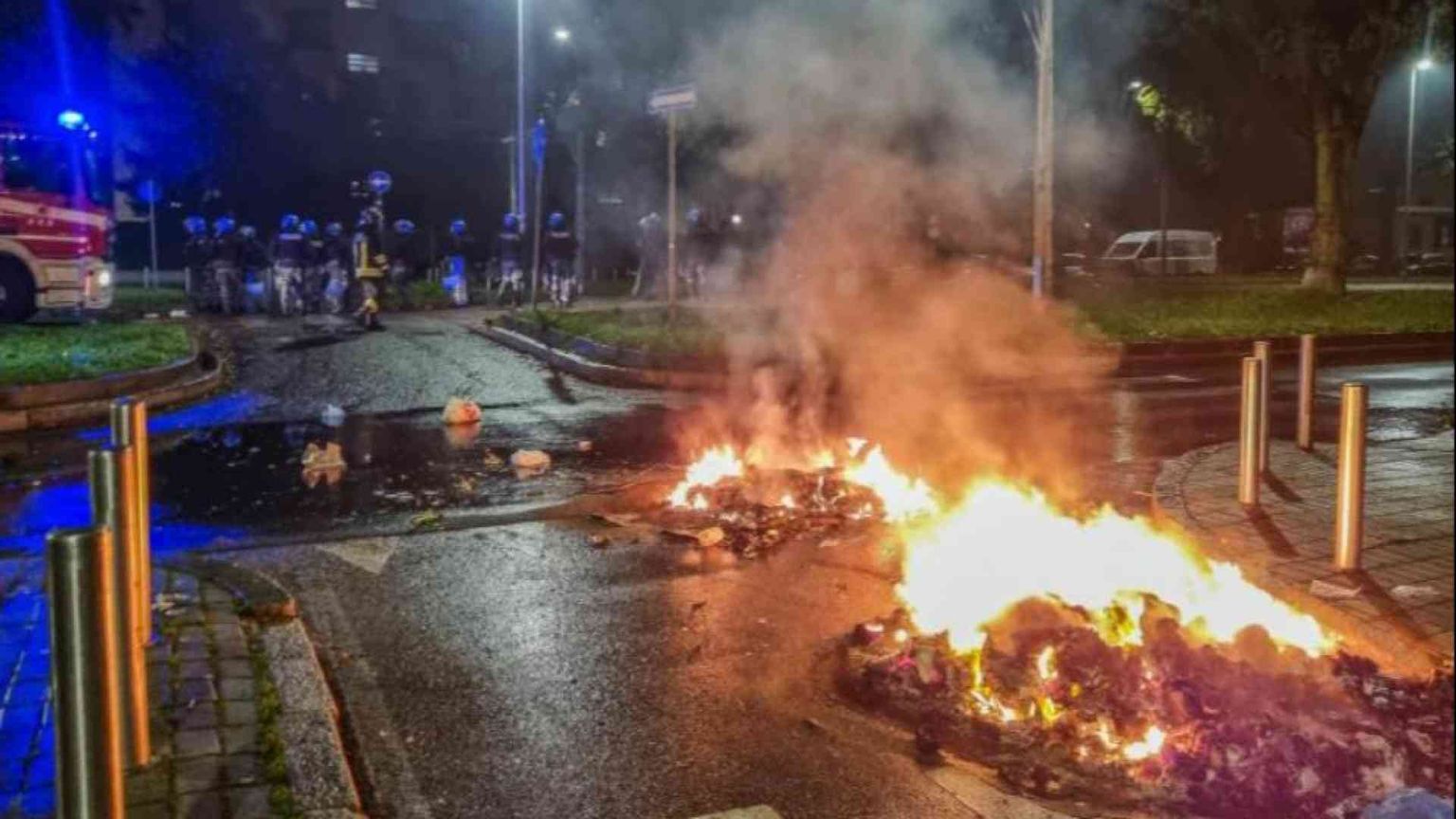 La furia per Ramy, la rabbia dei residenti. Così è esplosa la miccia Corvetto