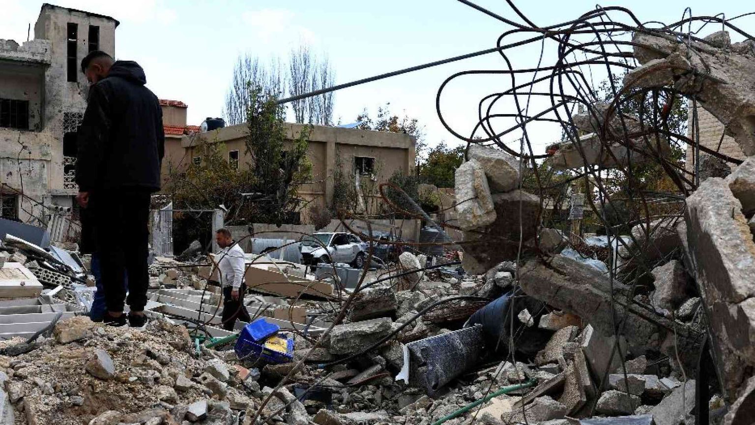 Bilal e gli altri, che tornano a sud: «La mia casa? Un cumulo di macerie»