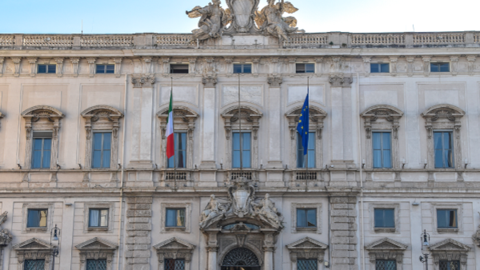 La Consulta riscrive l’Autonomia: «Unità nazionale da rispettare»