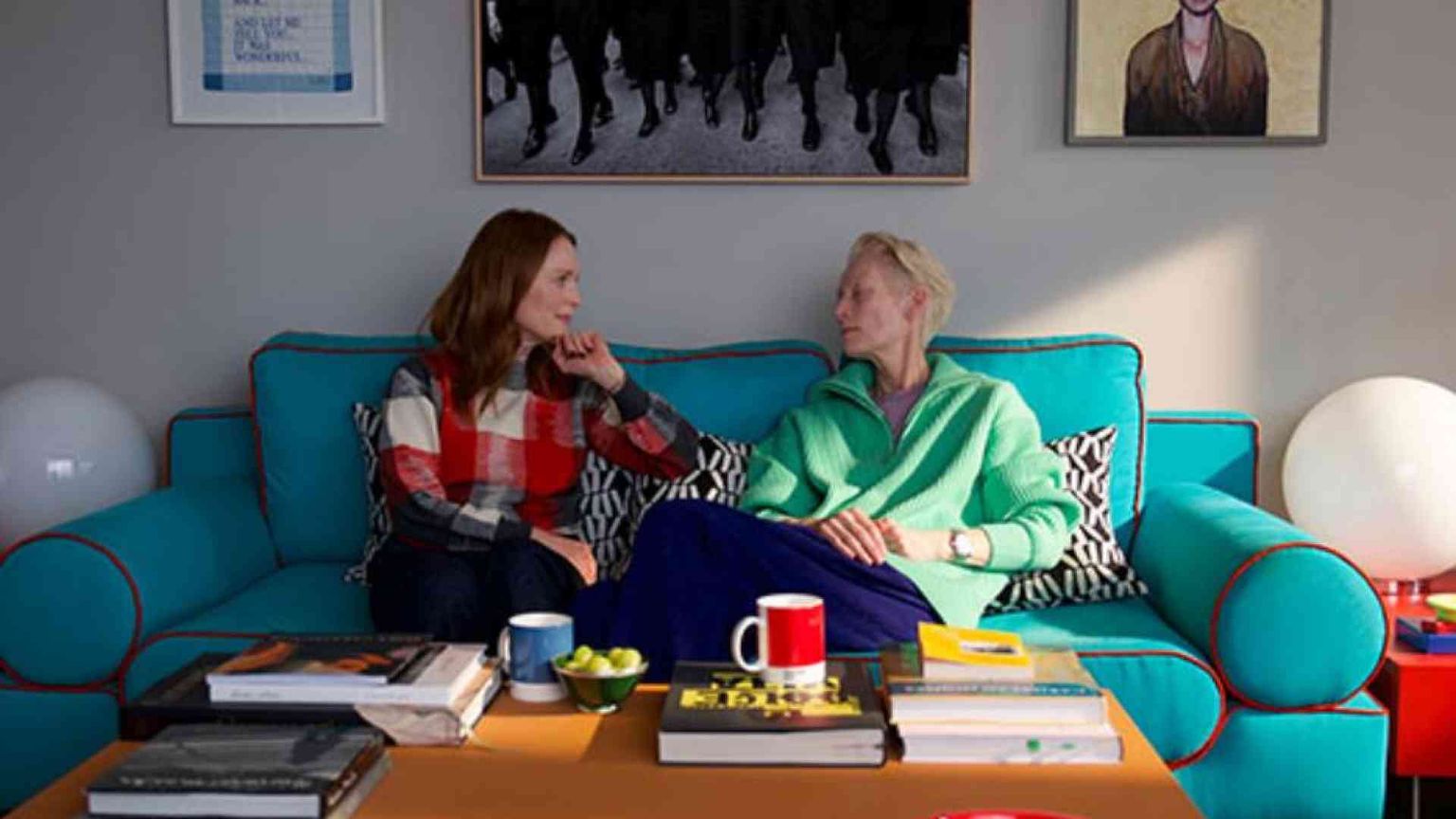 «La stanza accanto»: Almodovar, l'eutanasia e una solitudine senza cura