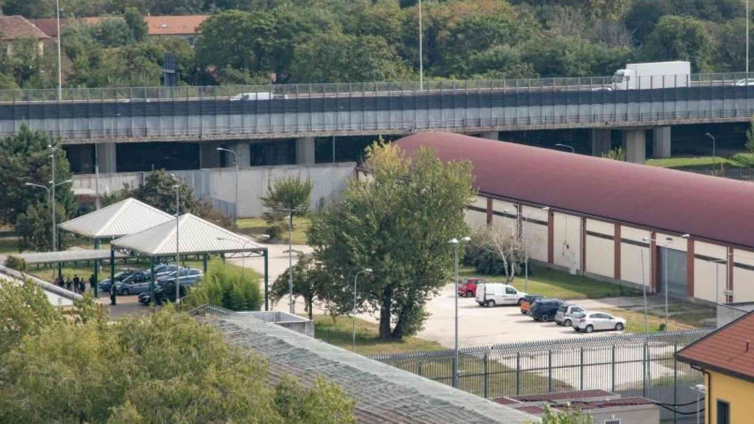 «Trattamenti inumani e torture». Il rapporto-choc sui Cpr italiani