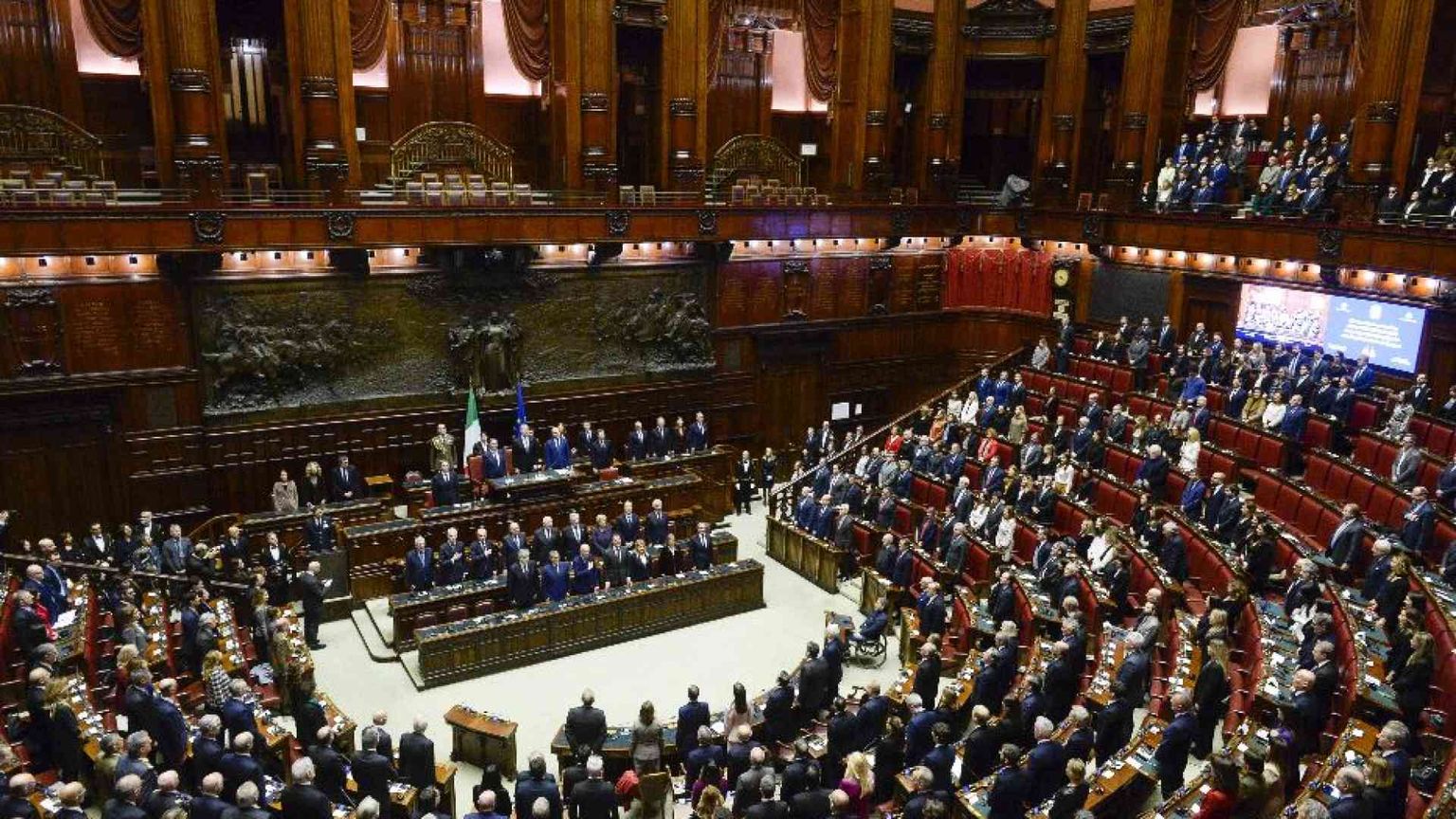 La manovra è ancora in stallo: cosa c'è dentro (e tutte le polemiche)