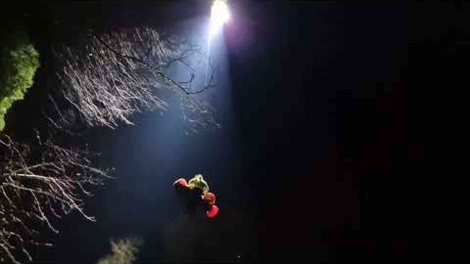 È stata liberata la speleologa intrappolata nella grotta