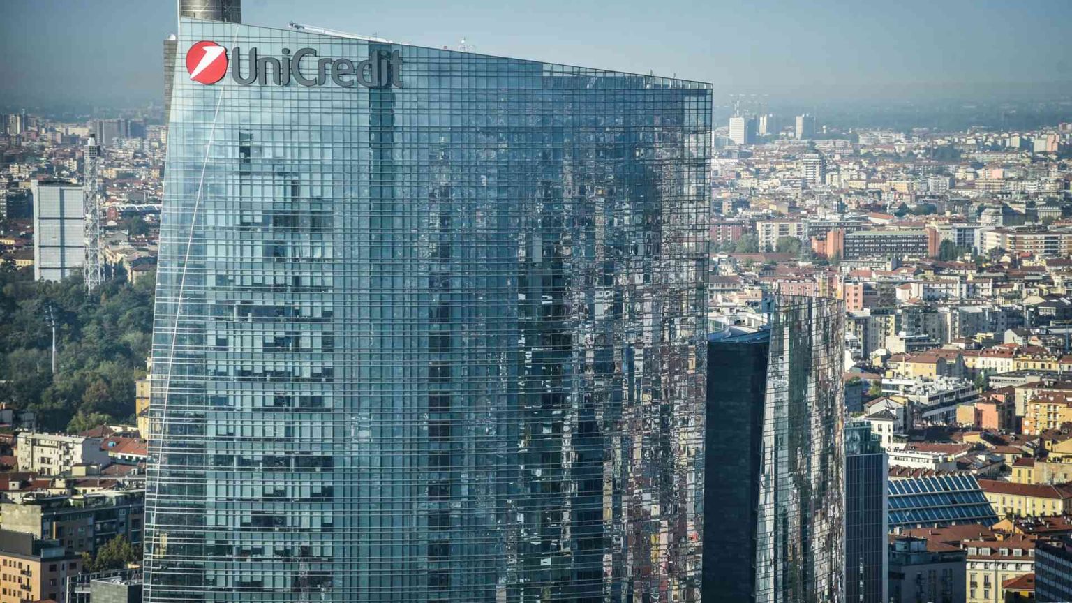 Unicredit non si ferma e sale al 28% di Commerzbank