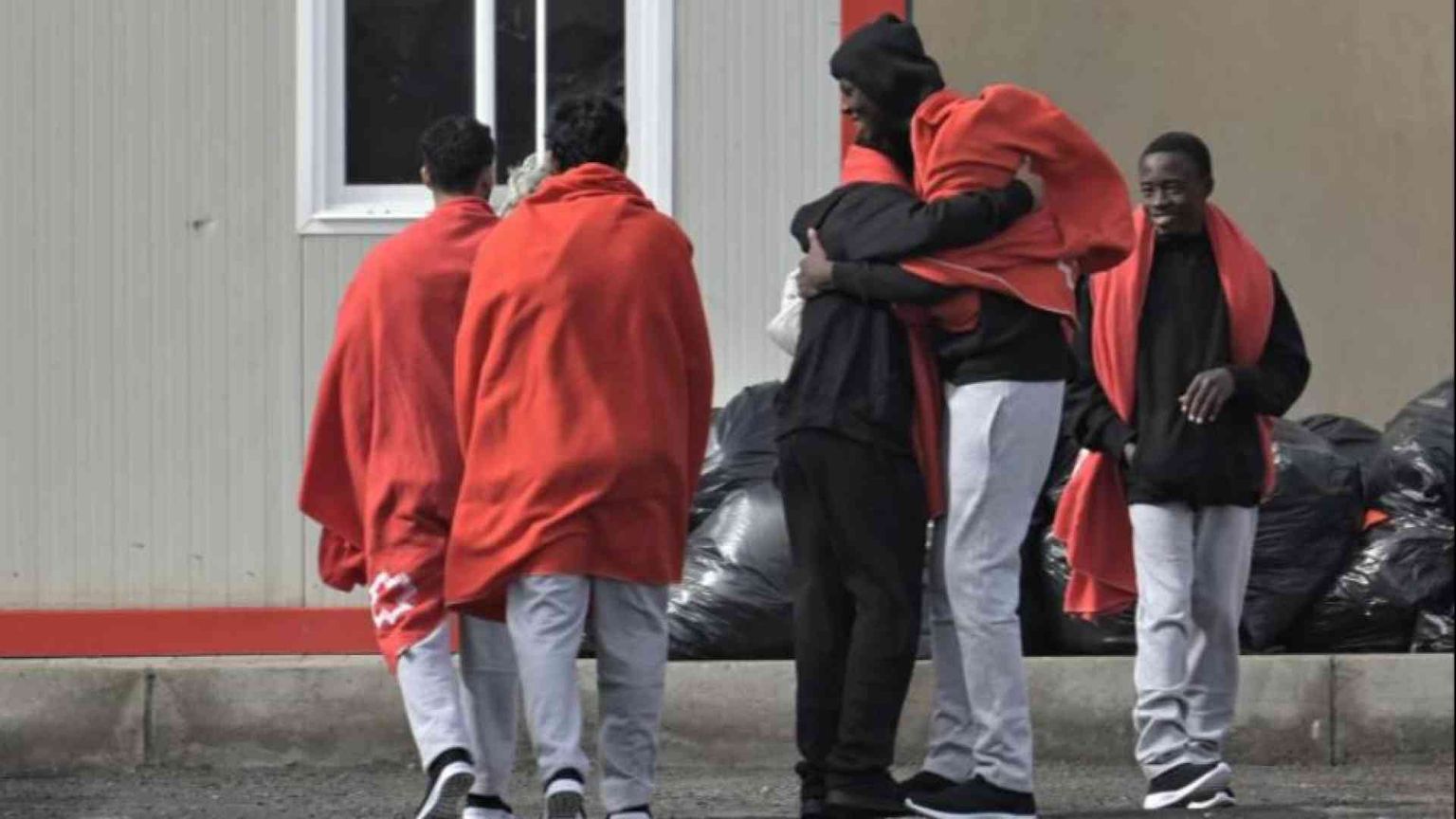 Centri profughi in Armenia e Botswana: ecco i Paesi per la “delocalizzazione”