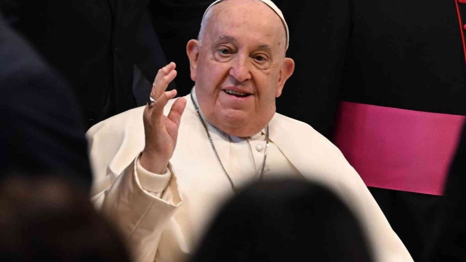 Il Papa: se il Giubileo è solo turismo religioso, non serve