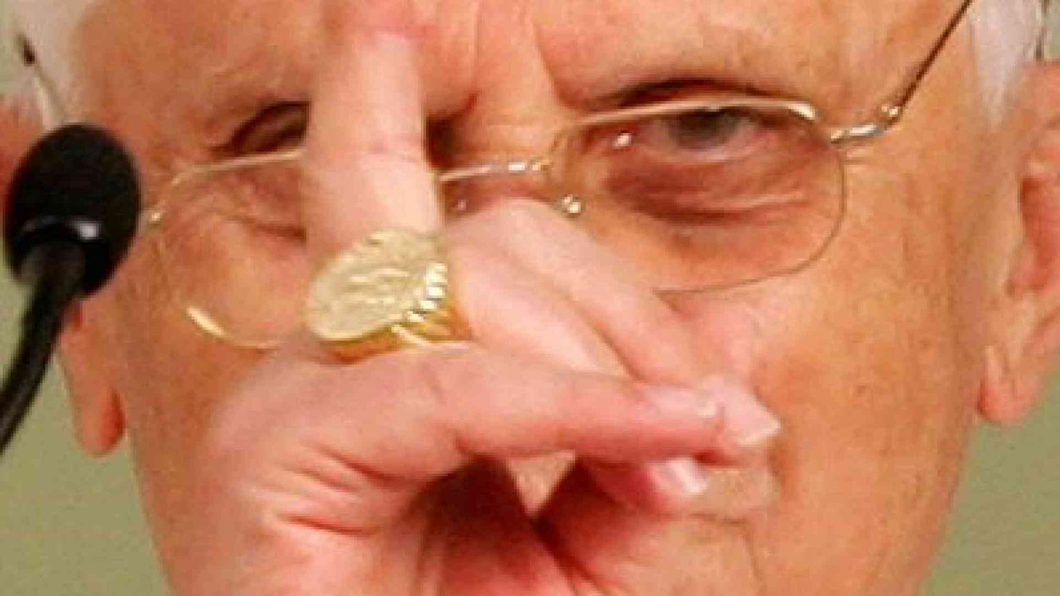 Il Ratzinger che non ti aspetti nel racconto degli ex allievi e di Bertone