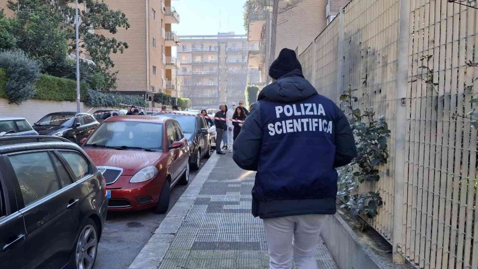Neonato morto trovato nella culla termica di una chiesa