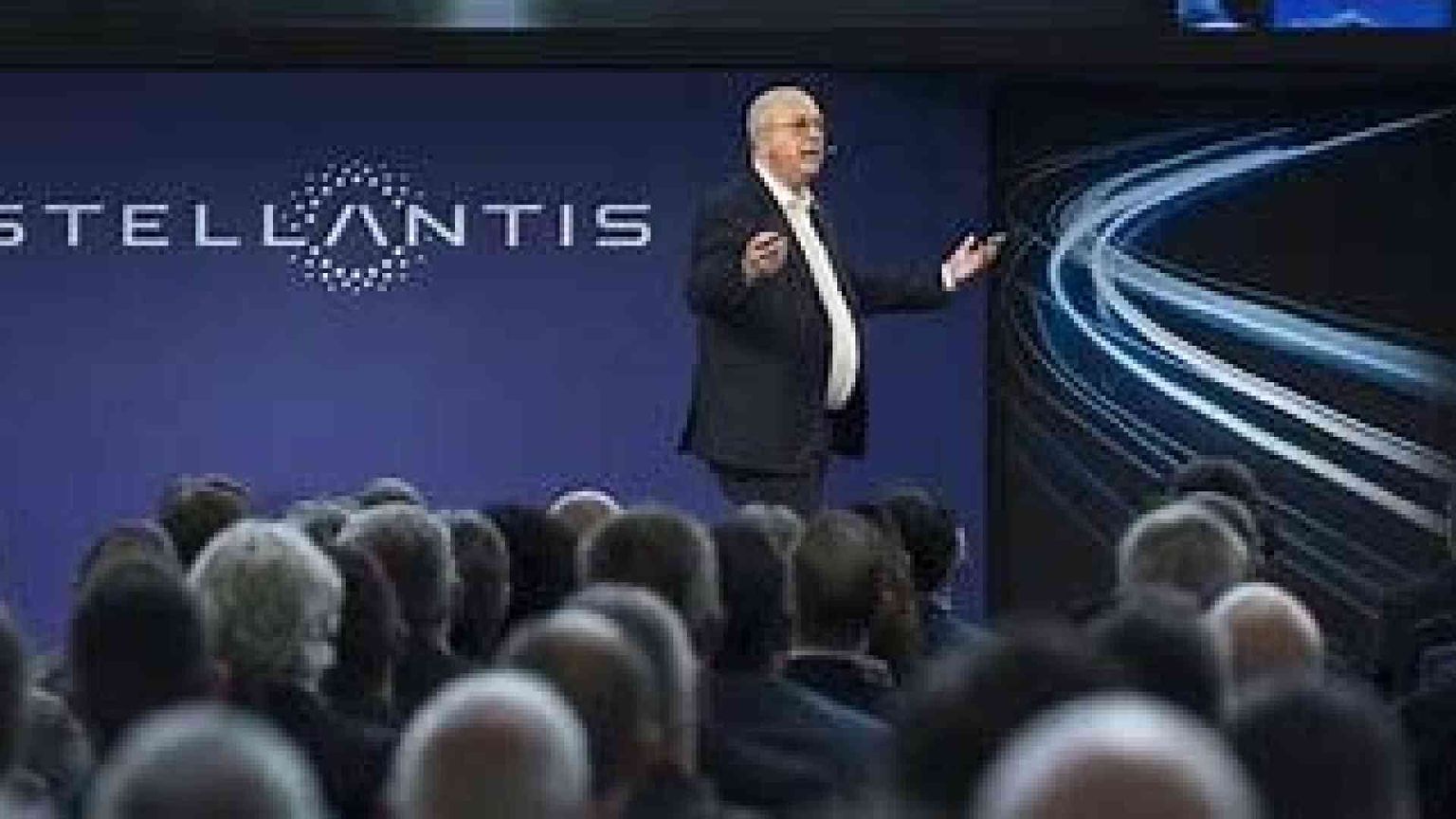 Imparato: «Stellantis è solida: perdere denaro non è un'opzione»