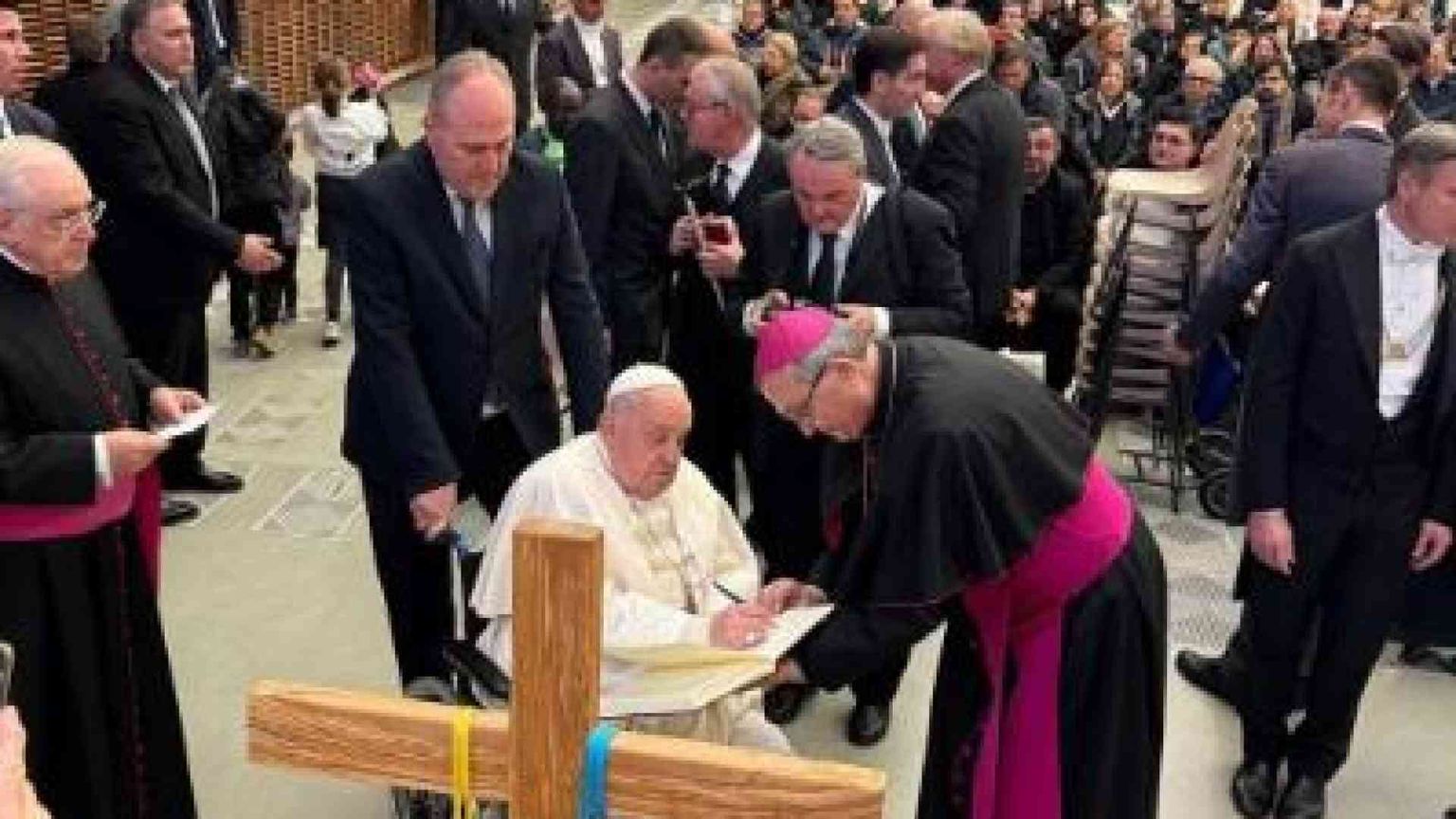 Misericordie d'Italia in pellegrinaggio con la Croce del Giubileo