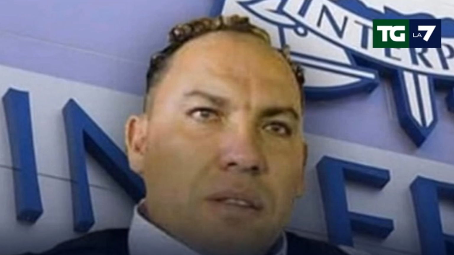 Ira delle opposizioni: «Meloni parli». La Cpi chiede spiegazioni a Roma