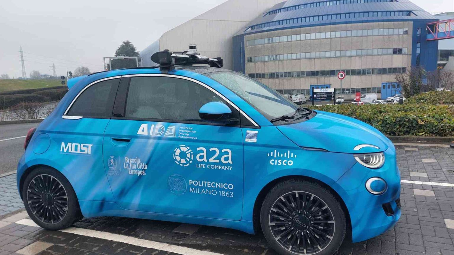 L'auto senza guidatore è pronta: aspetta le leggi per poter partire