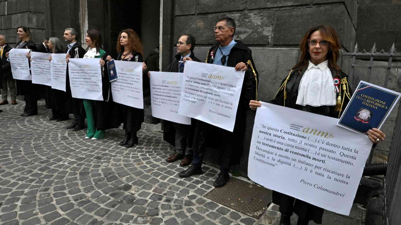 Inaugurazione anno giudiziario nelle corti d'Appello: le proteste delle toghe