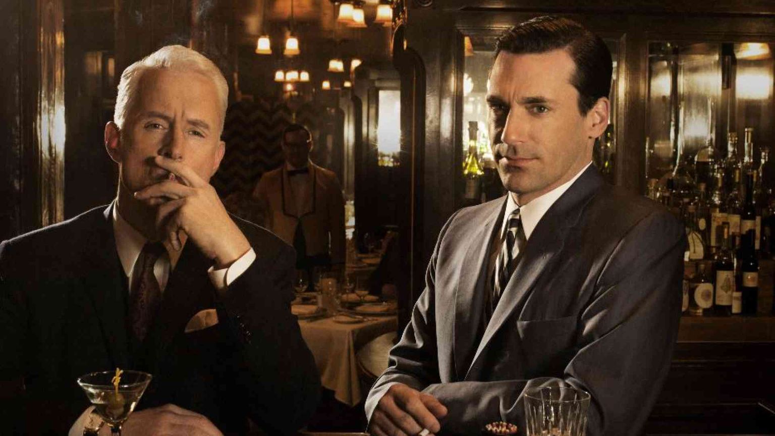 Film e serie sempre più avvolte dal fumo: è allarme