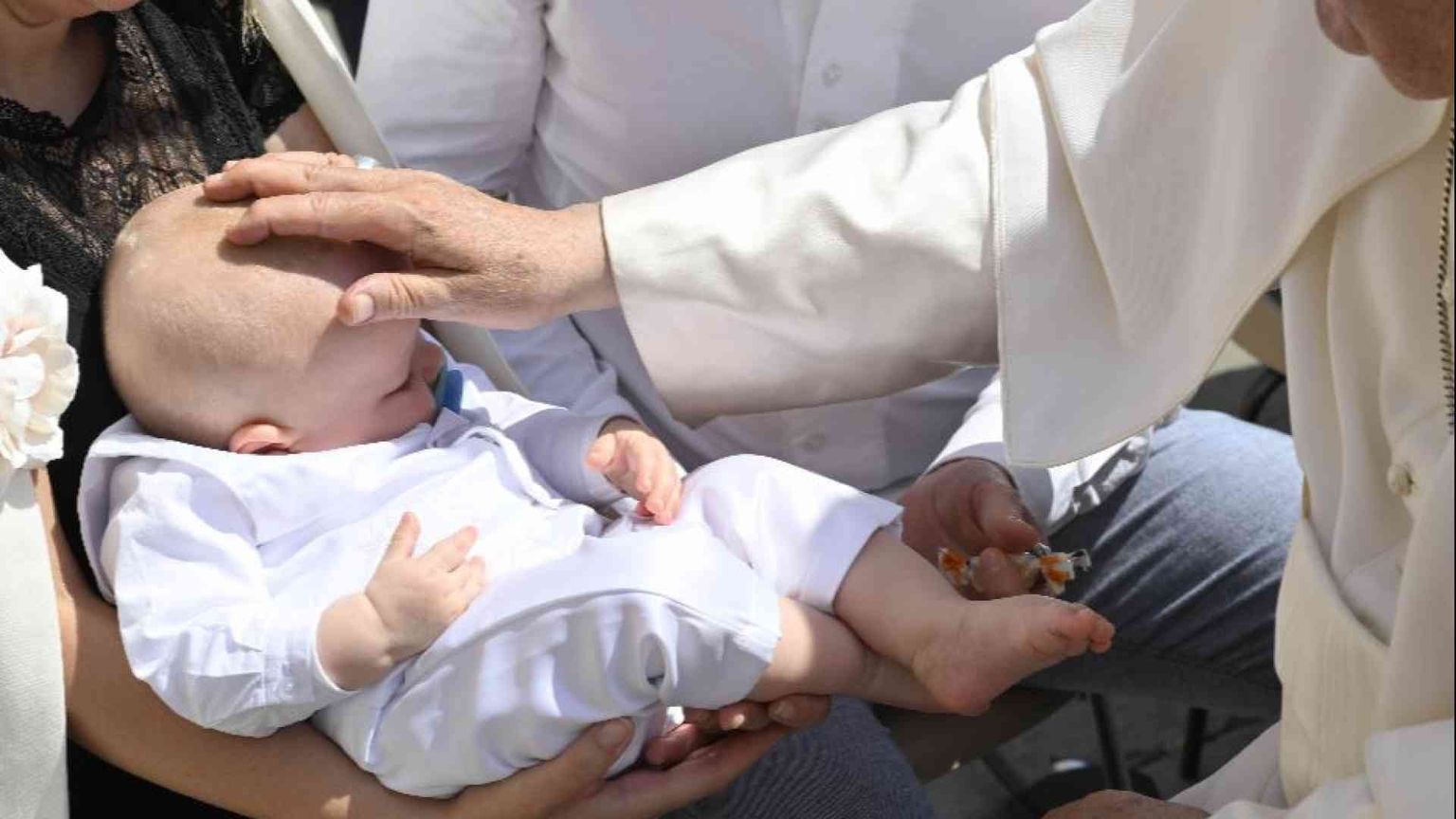 Ogni neonato è speranza: serve un'alleanza per fare spazio a nuove vite