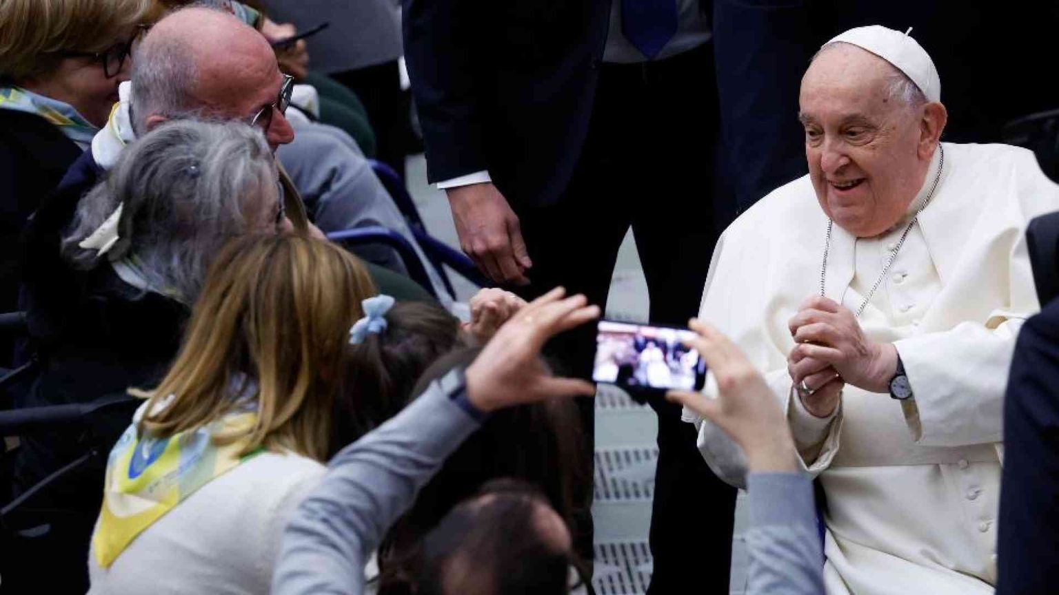 Il Papa: la speranza è voltarsi verso la vita, non guardare il passato