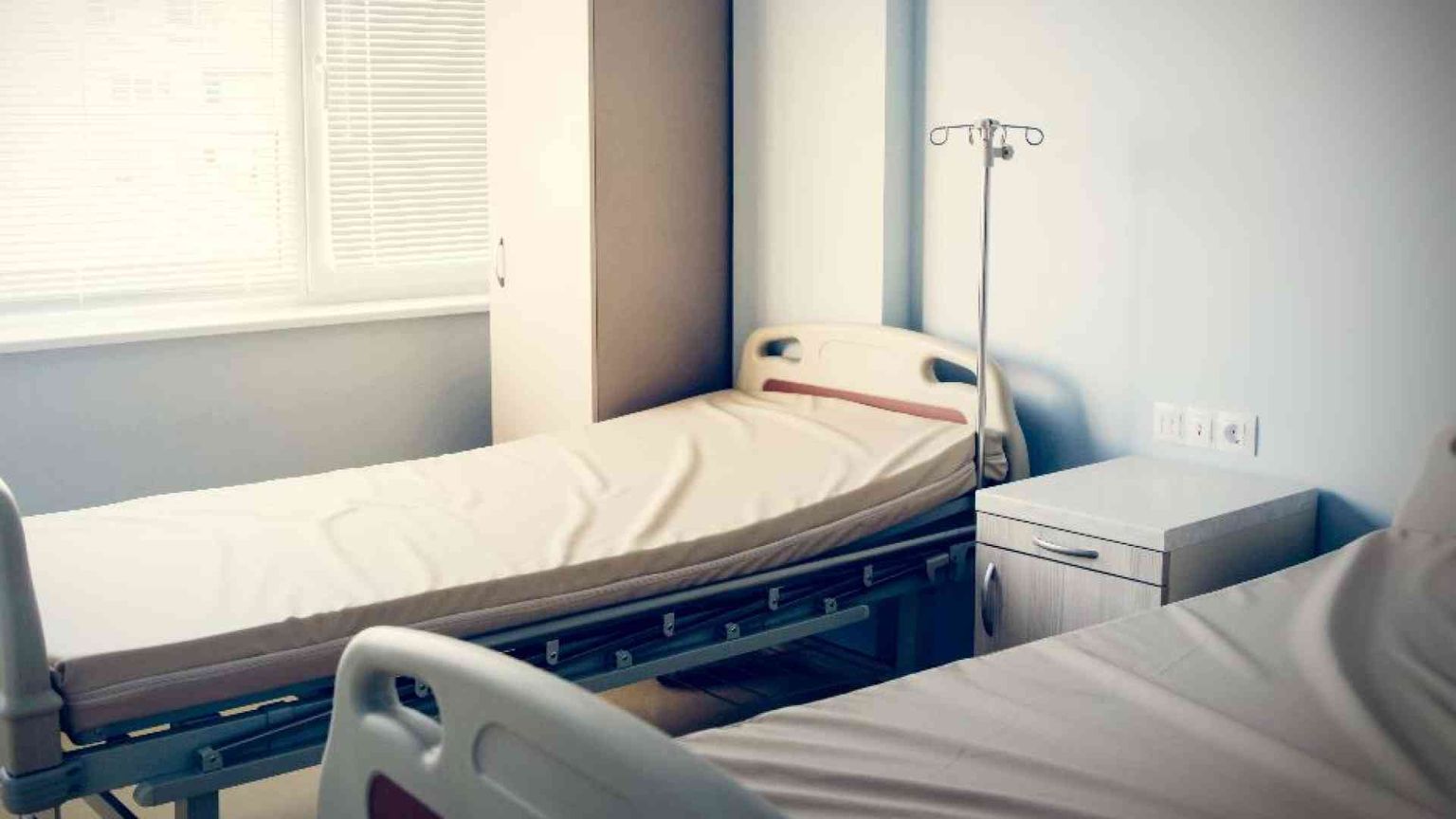 Fine vita: in Toscana dubbi sulla legge. Frenata nel Pd, possibile un rinvio