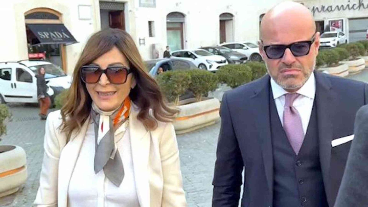 Santanchè, mozione di sfiducia al via. Le opposizioni: «Meloni è ricattata?»