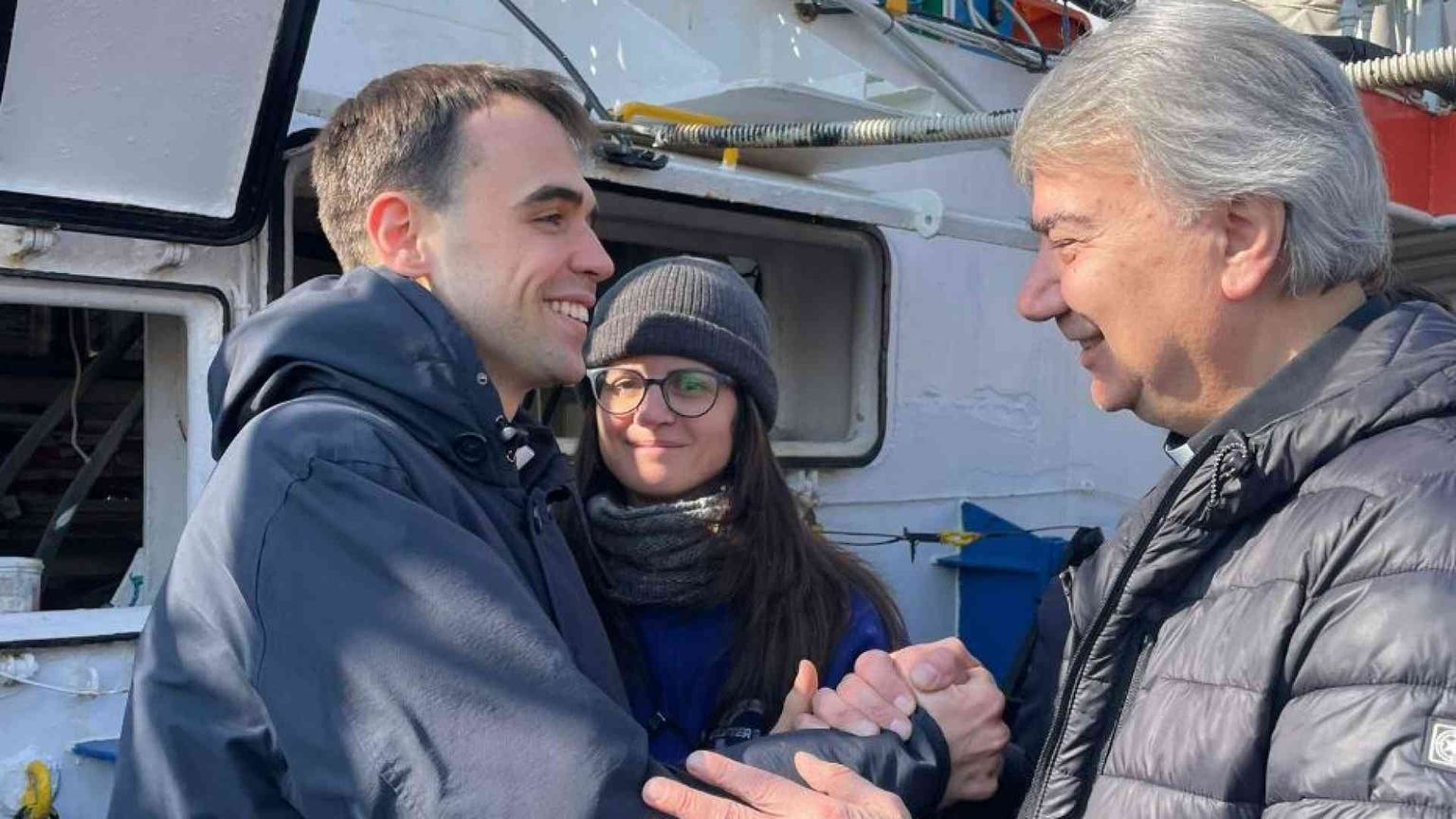 L'arcivescovo di Napoli sulla Mare Jonio