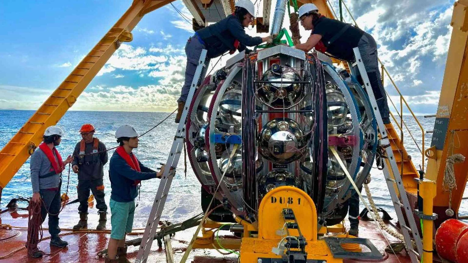 Messaggio dallo spazio profondo: un neutrino ci svela un Universo oscuro