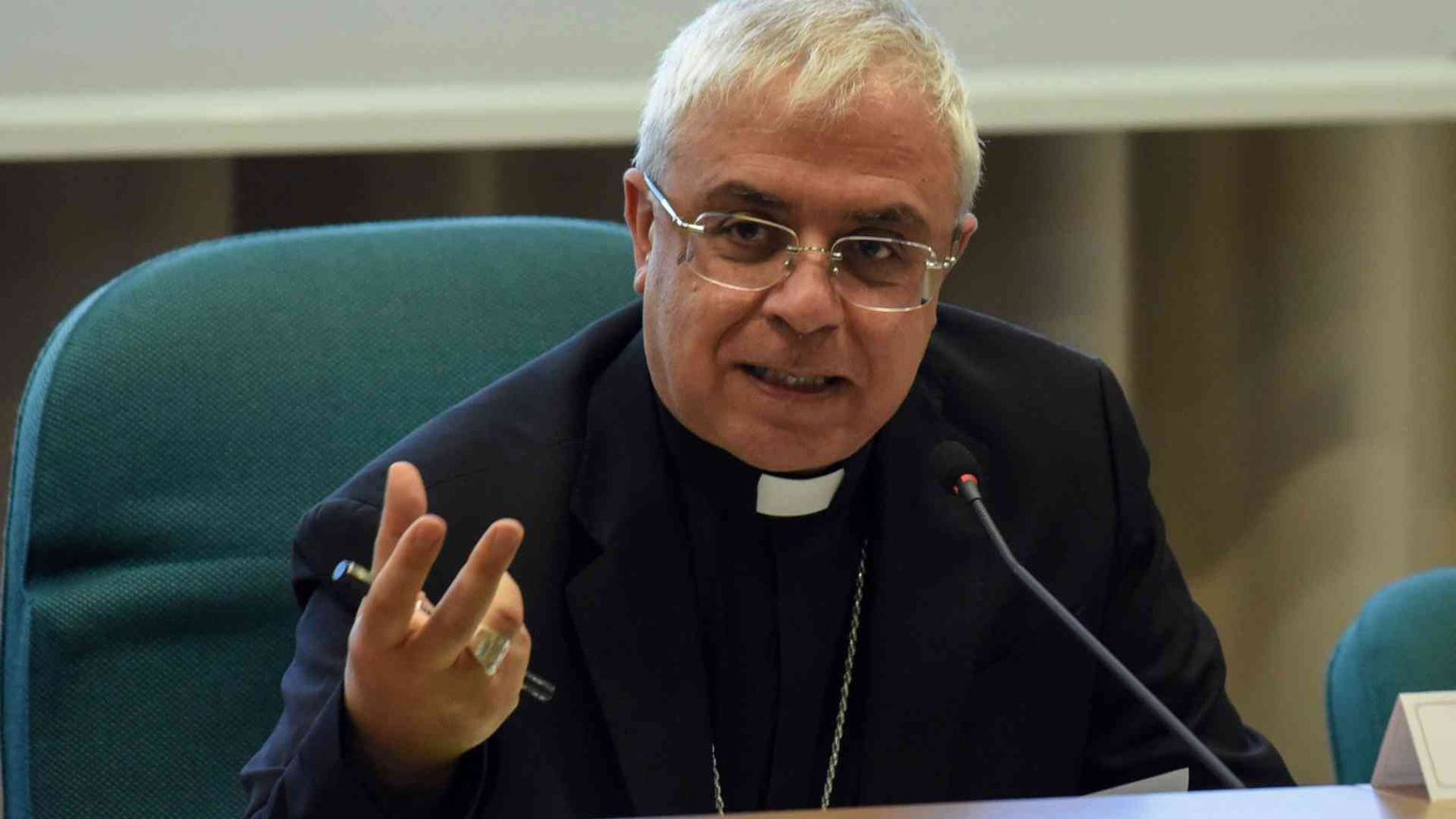 L'arcivescovo Renna: la Rete dice no all'Europa dei muri