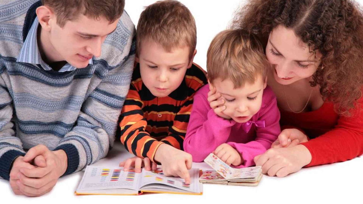 "Mio figlio non legge più". Ma i genitori che esempio danno?