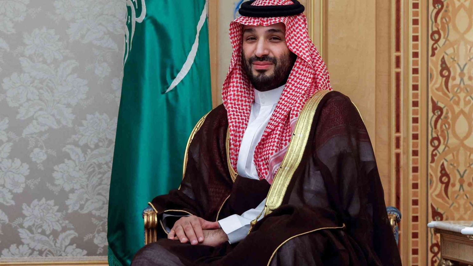 Tanti soldi (e favori): così Bin Salman è diventato la stella di Trump