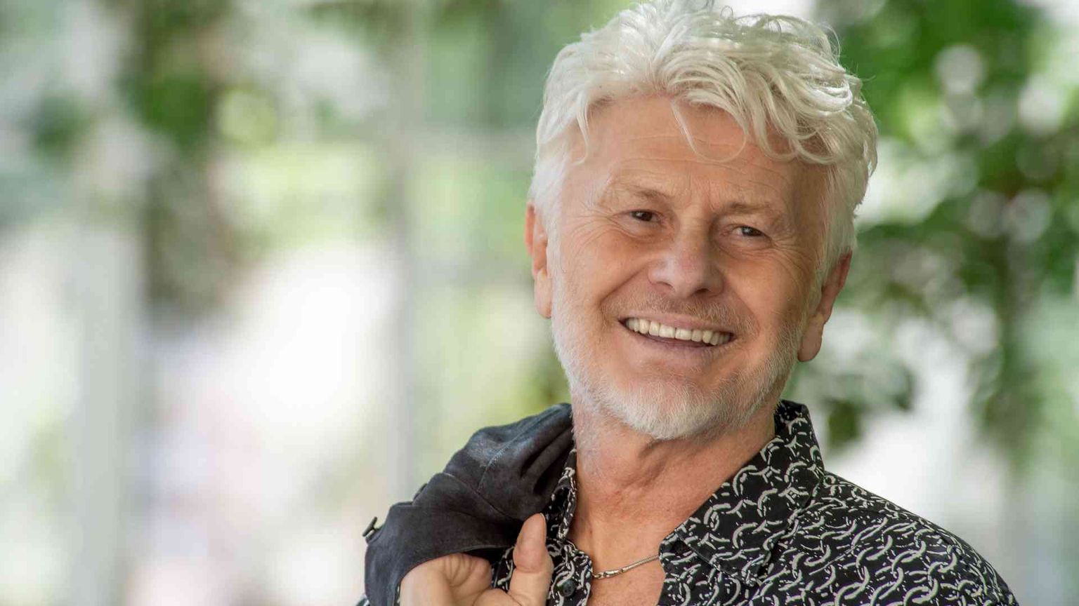 Eterno Ron, è rimasto al centro esatto della musica