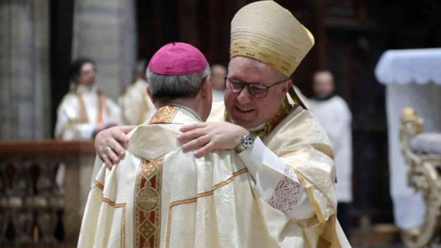 «Appartenere a Dio, condividere la gioia vera»: Torriani consacrato vescovo