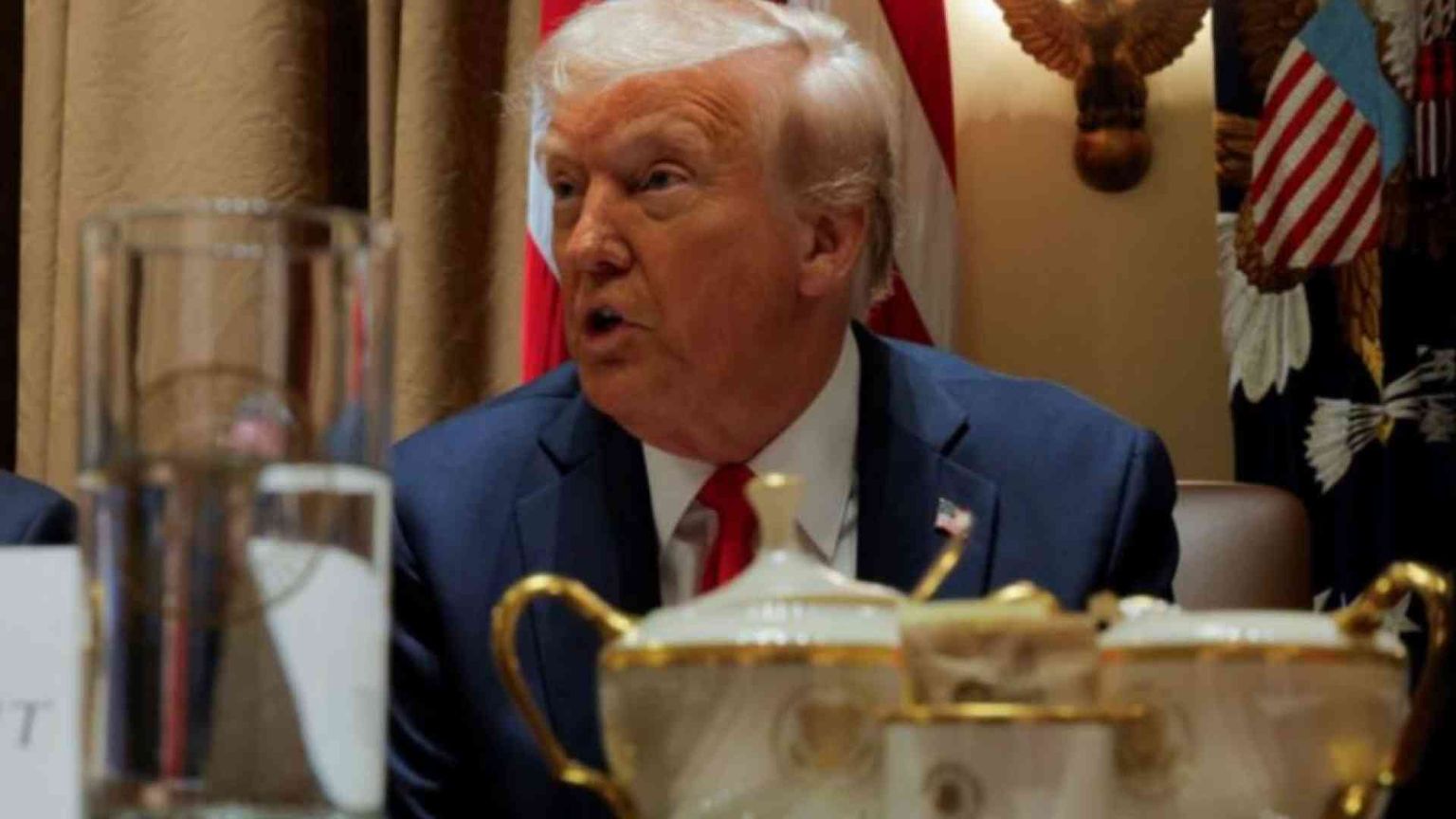 Trump contro la Ue: «Dazi al 25%». Bruxelles annuncia una risposta ferma