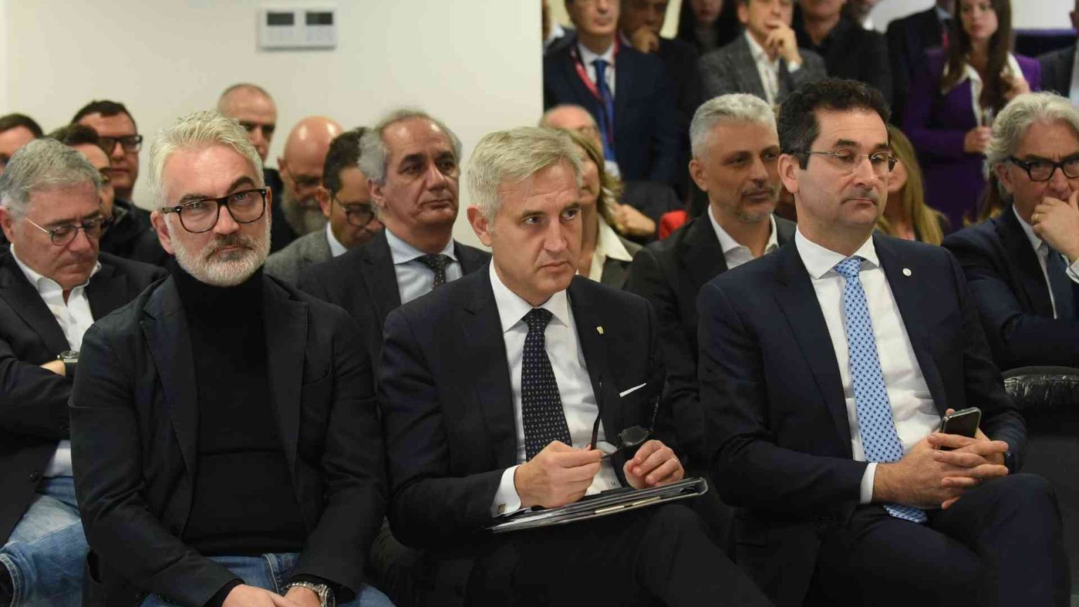 Offerte nel settore immobiliare e nel digitale