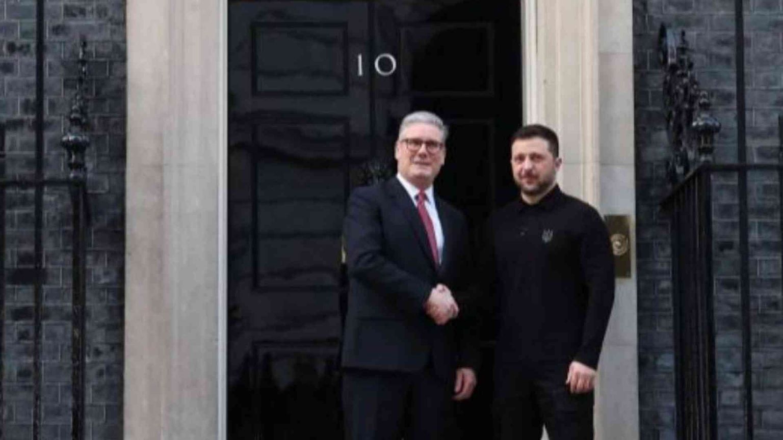 A Londra il nodo delle truppe in Ucraina. Ma l'Europa arriva divisa