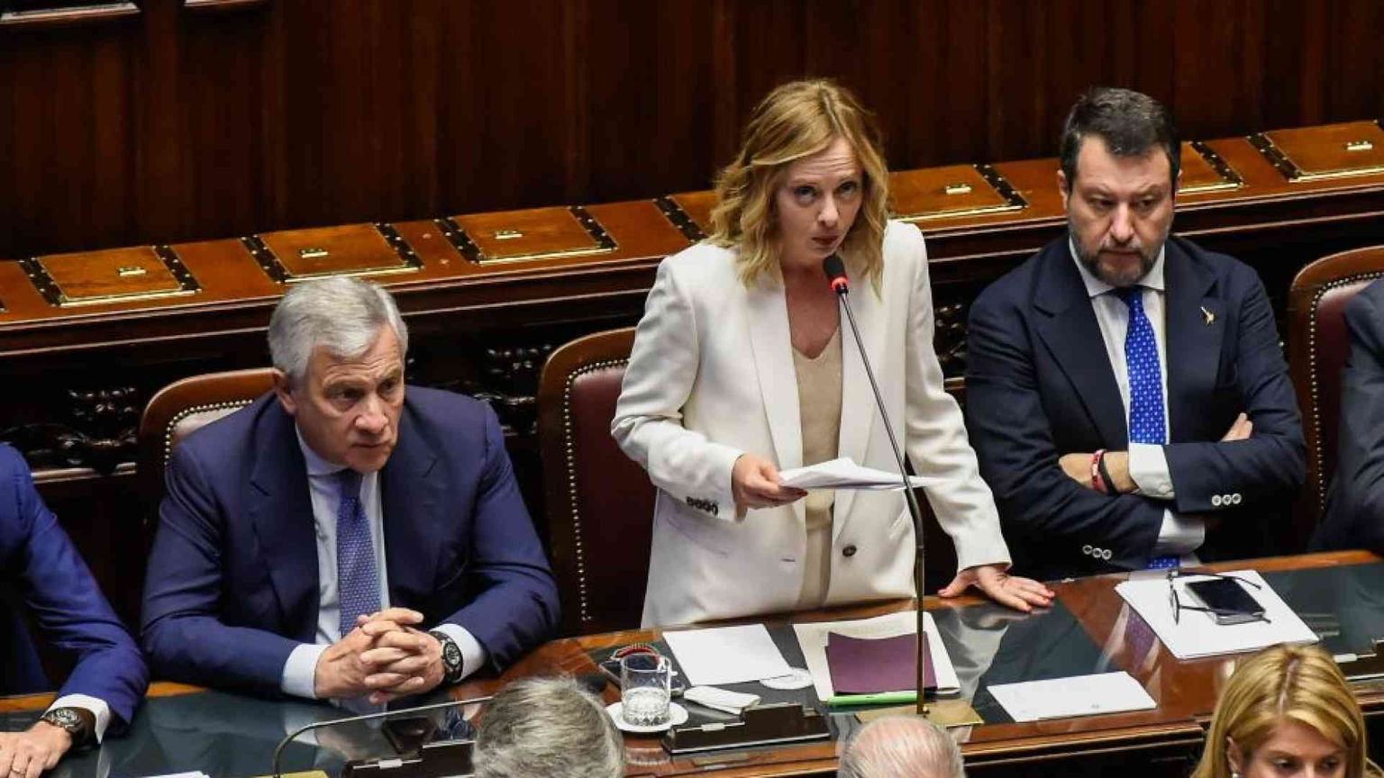 Meloni e gli alleati, Schlein e il Pd: tutti divisi sul riarmo europeo