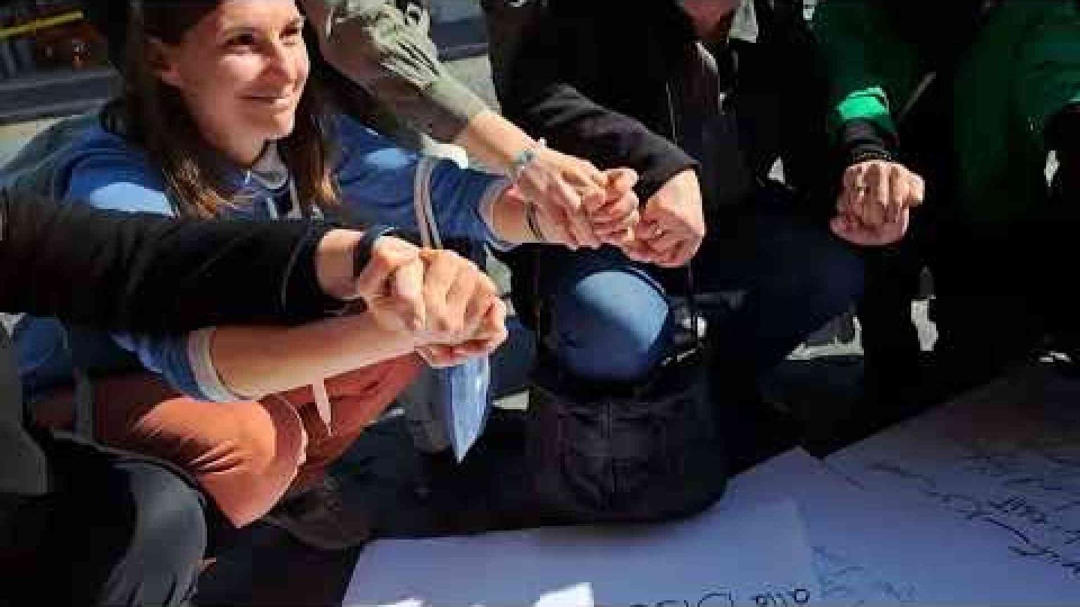 Le donne afghane: «No all'apartheid di genere, sia riconosciuto come crimine»