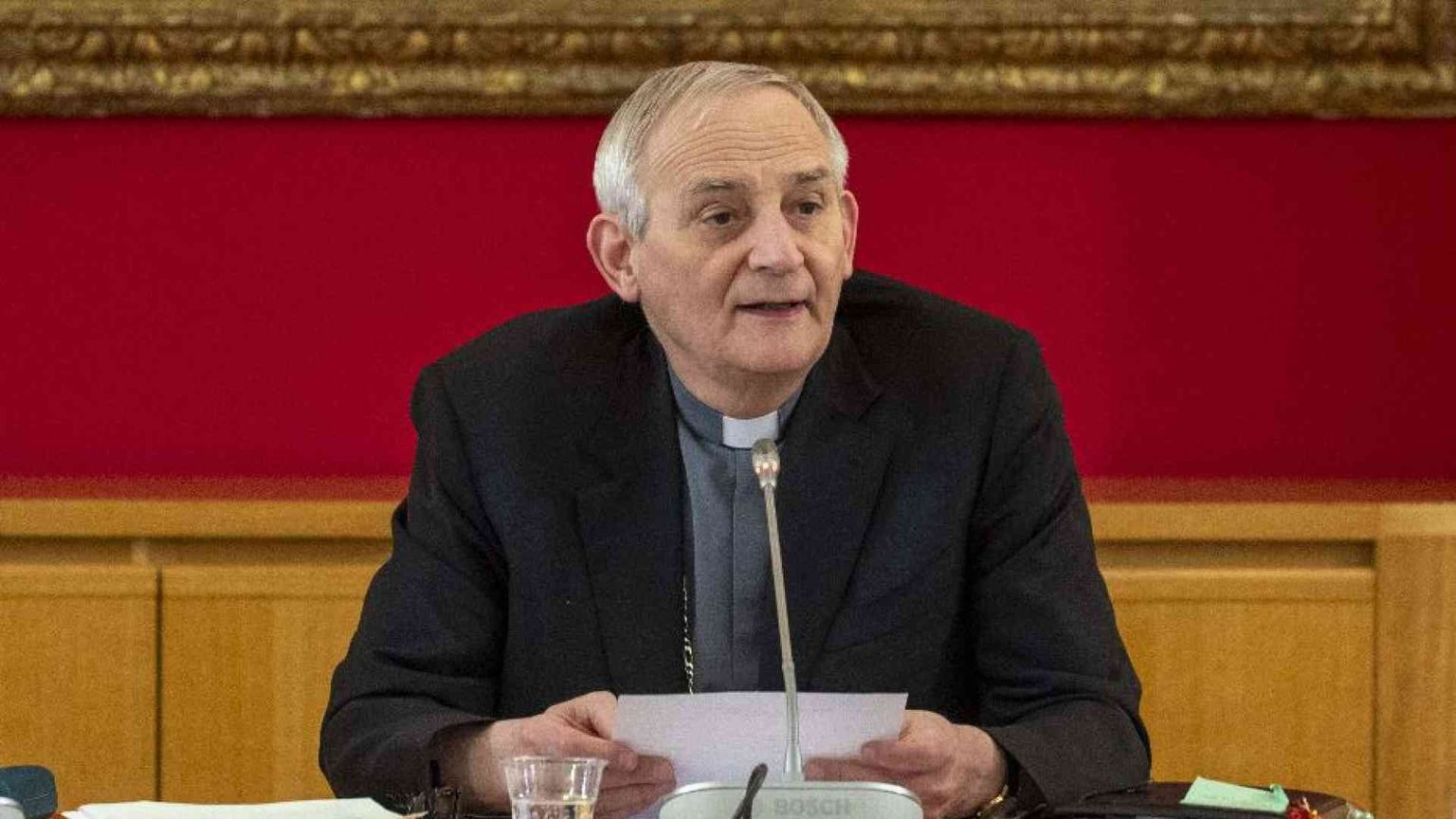 Zuppi: «Amnistia per i detenuti. In Europa no alla logica delle armi»