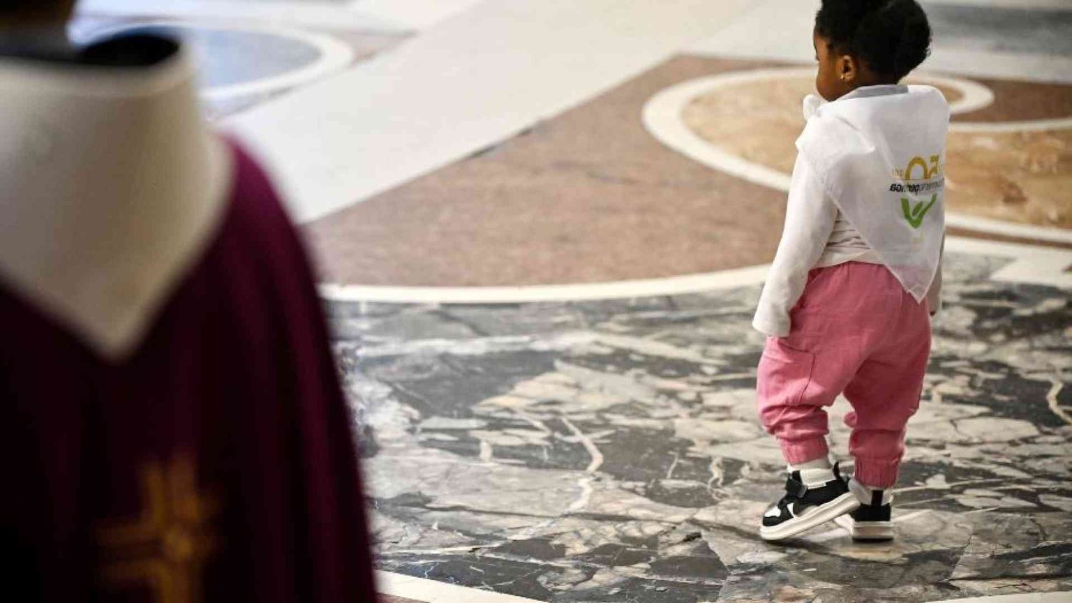 Parolin: chi promuove la cultura della vita non si scoraggi mai