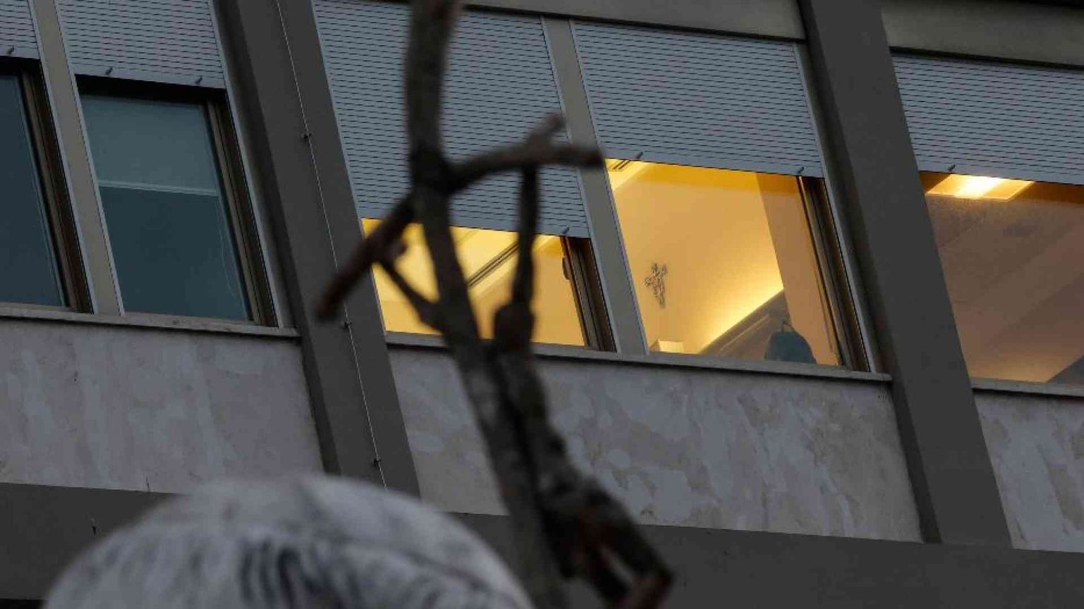 Il recupero del Papa è lento, ma la situazione resta stabile