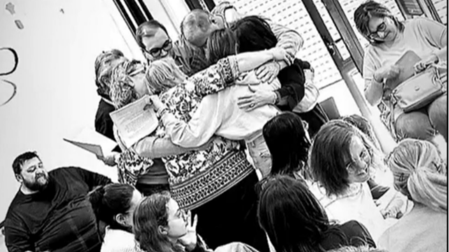 Don Enzo, un prete tra i pazienti con disturbi alimentari